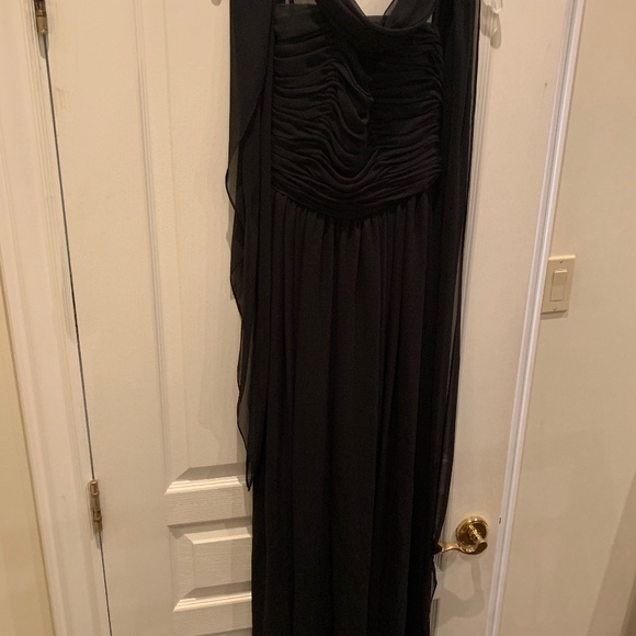 Ladies strapless one piece Evening pant/dress. - Picture 3 of 9